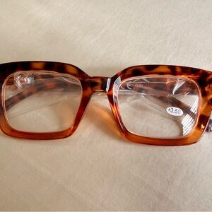 Tortoise Shell Square Reading Glasses